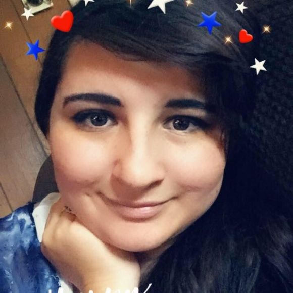 Meet your Posher, Katelynn - Picture 1 of 1